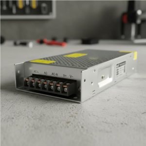 Fonte Chaveada Colmeia 200W x 12V 16A 